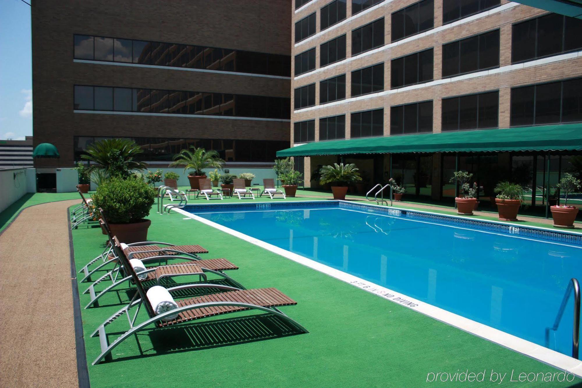 Отель Hilton Houston Plaza/Medical Center Удобства фото